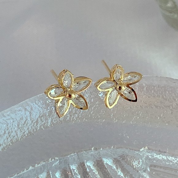 [14K Gold Plated] Flower Stud Earrings - Picture 1 of 9